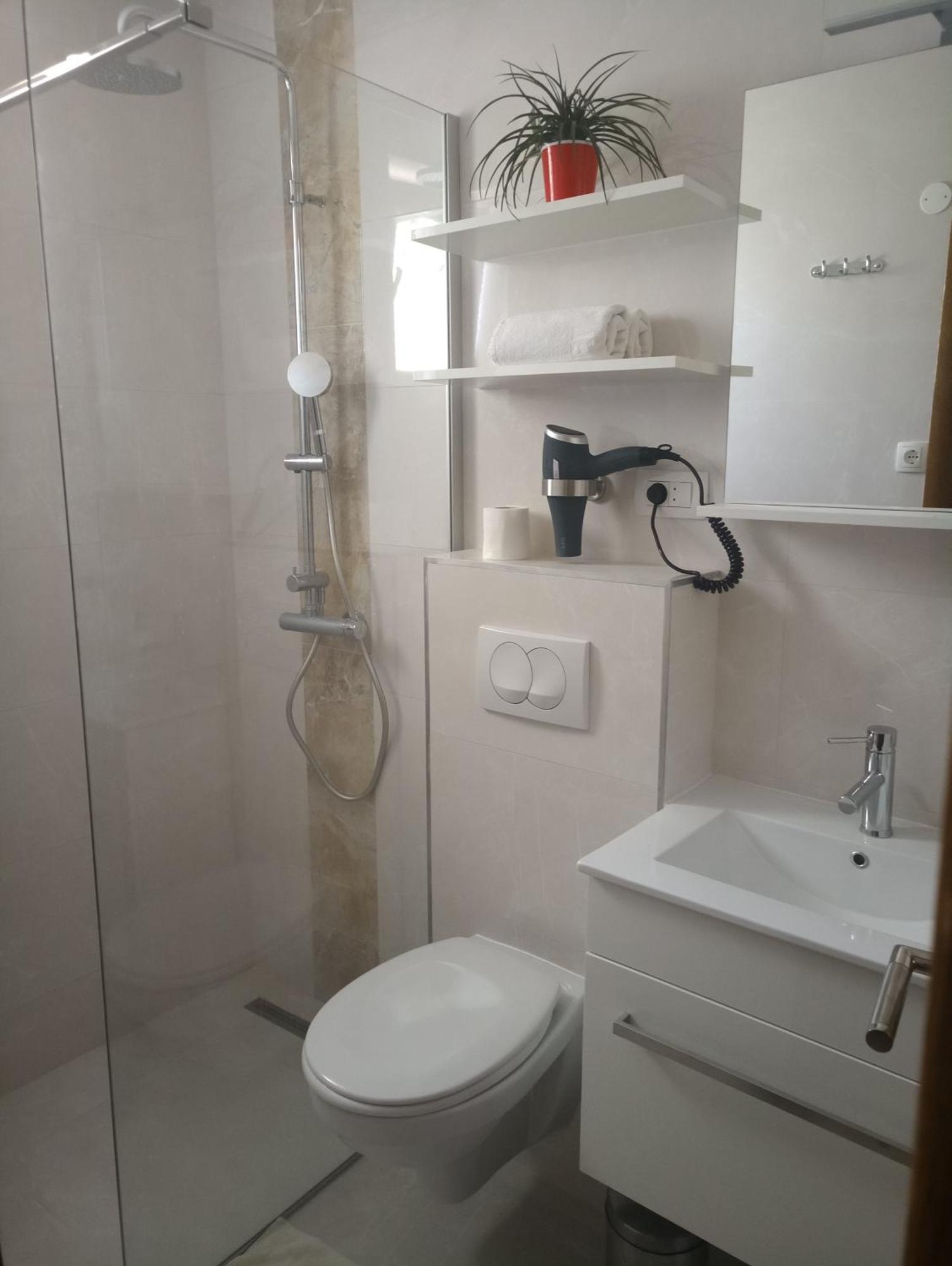 Apartments Saric Башка-Вода Экстерьер фото