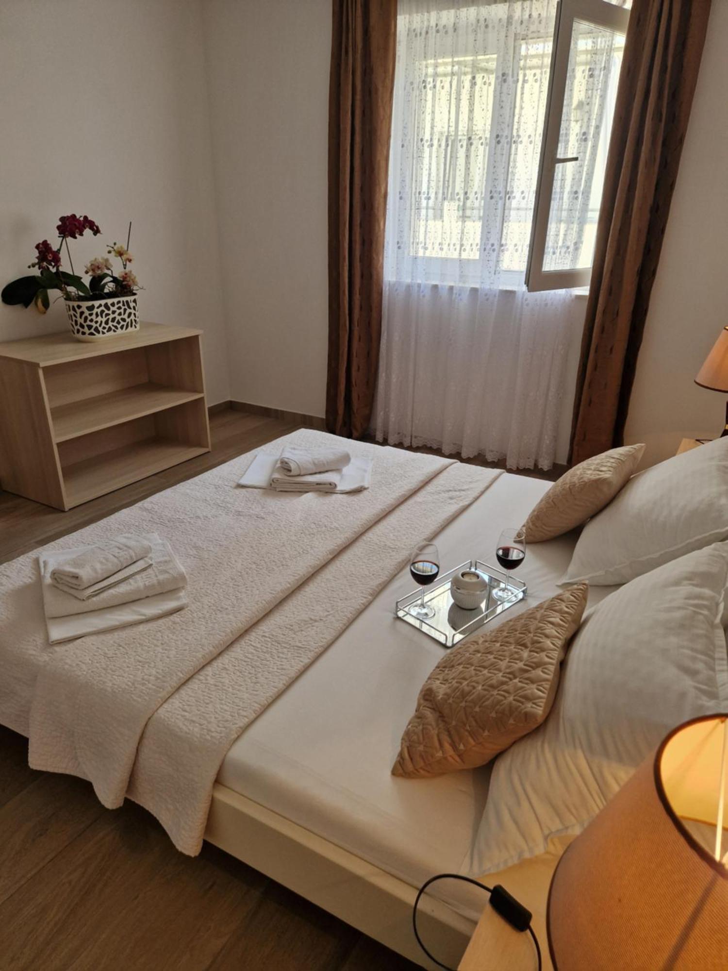 Apartments Saric Башка-Вода Экстерьер фото